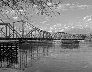 Competition entry: Spanning the Mississippi