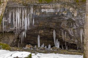 Competition entry: Iowa Ice Caves