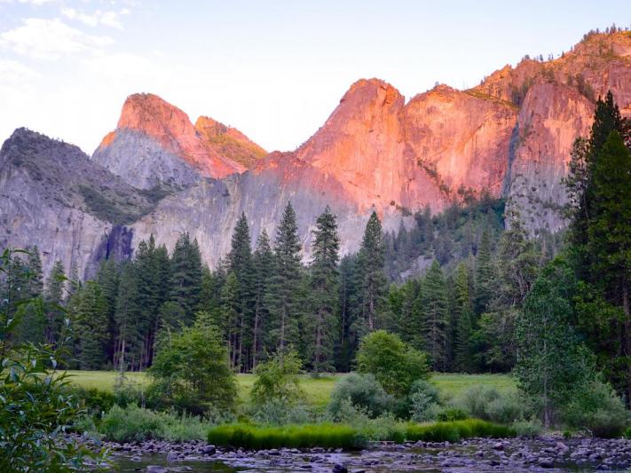 Competition entry: Alpenglow - Yosemite Park