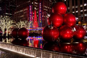 Competition entry: Sixth Avenue Christmas