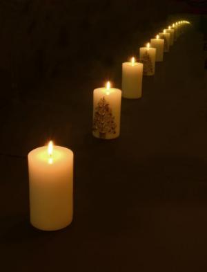 Competition entry: Candles ad infinitum