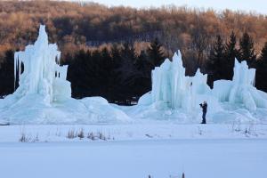 Competition entry: Rush River Ice Sculptures