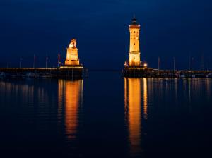 Competition entry: Harbor Entrance, Lake Constance