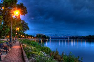 Looking down the river at Riverside Park towards the big blue bridges.